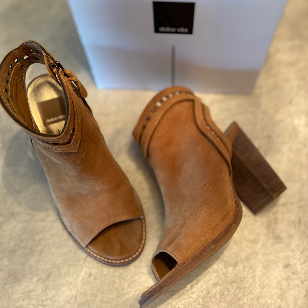 Dolce Vita Booties